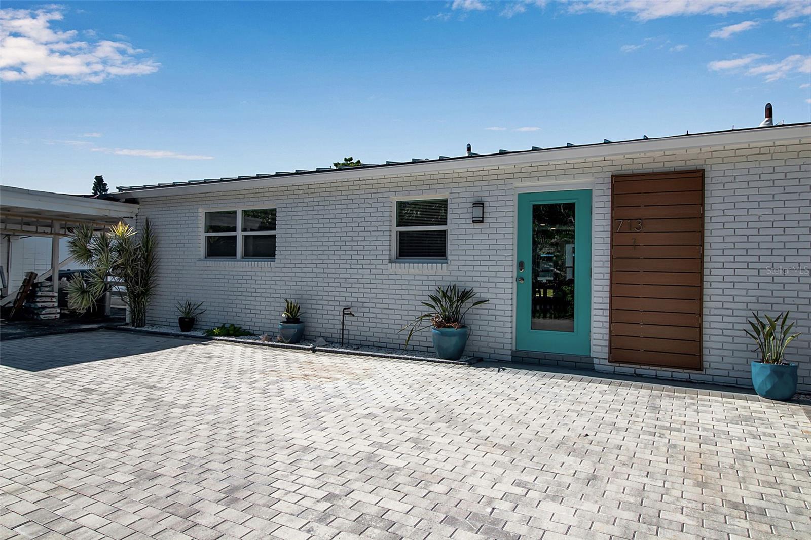 Image 3 of 26 For 713 Saint Judes Drive S 1