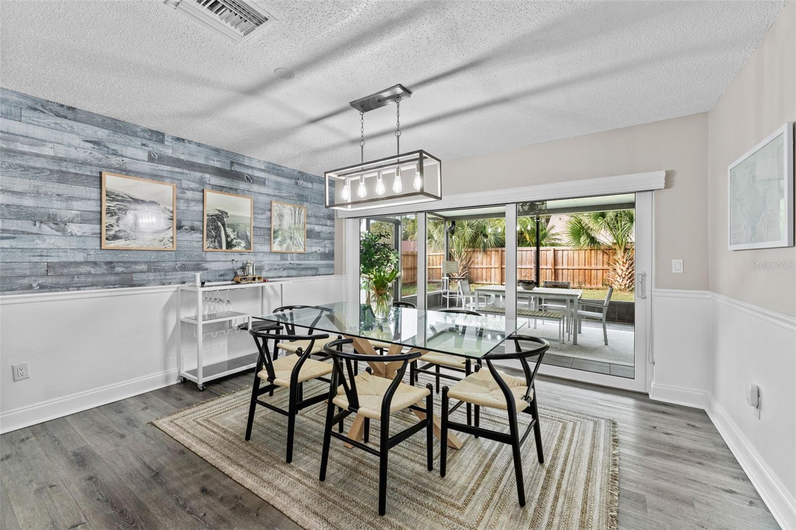 Listing photo id 8 for 15702 Crying Wind Drive