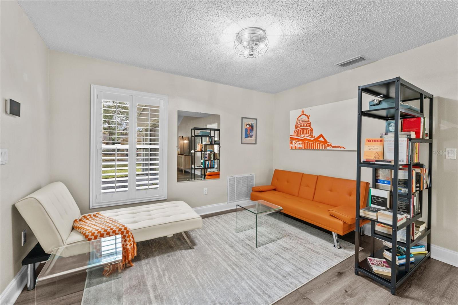 Listing photo id 3 for 15702 Crying Wind Drive