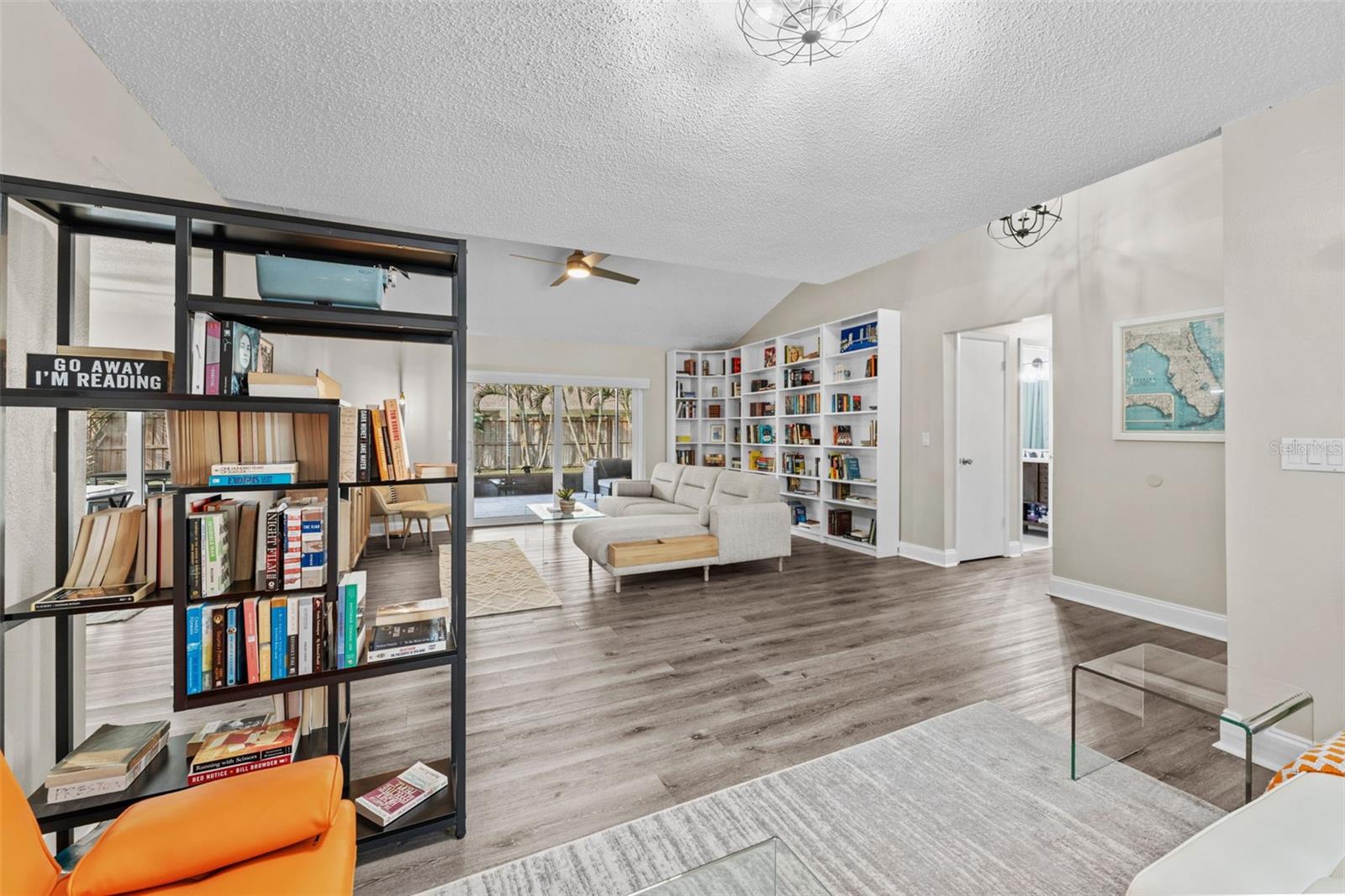 Listing photo id 4 for 15702 Crying Wind Drive