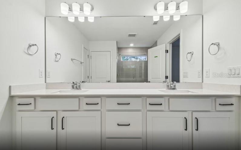 Image 7 of 13 For 7456 Summer Court