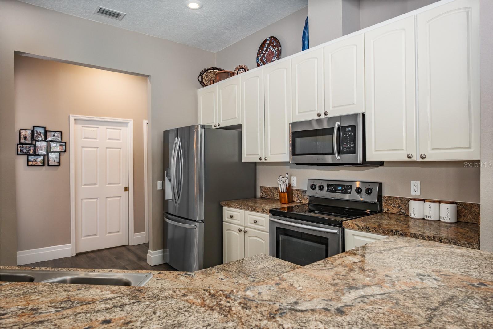 Image 24 of 70 For 438 Equine Drive