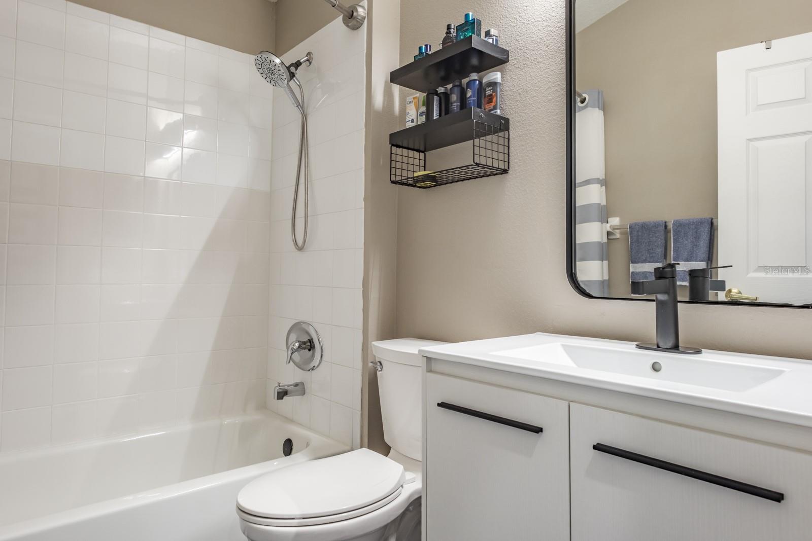 Image 41 of 70 For 438 Equine Drive