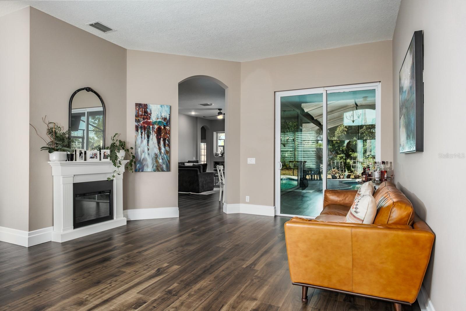 Image 9 of 70 For 438 Equine Drive