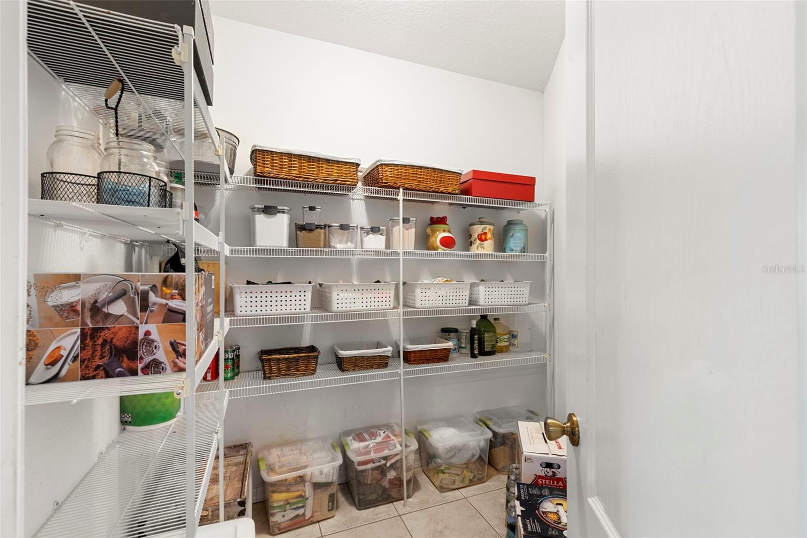 Image 16 of 47 For 4553 Pointe O Woods Drive