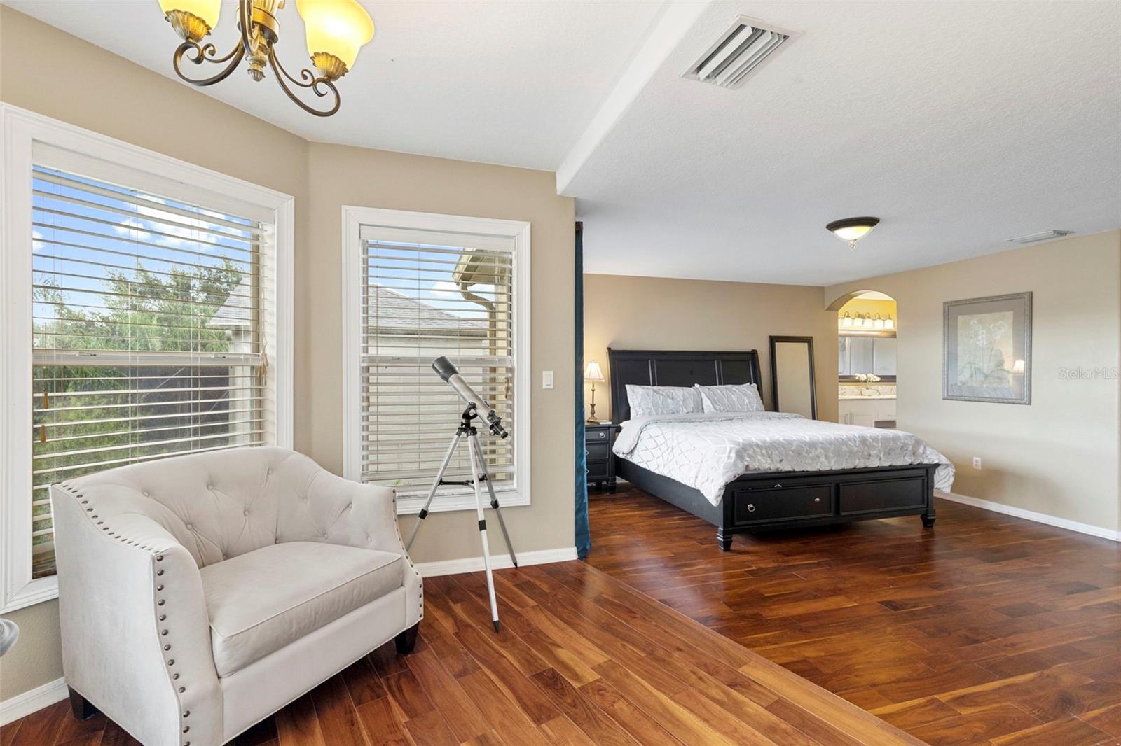 Image 29 of 47 For 4553 Pointe O Woods Drive