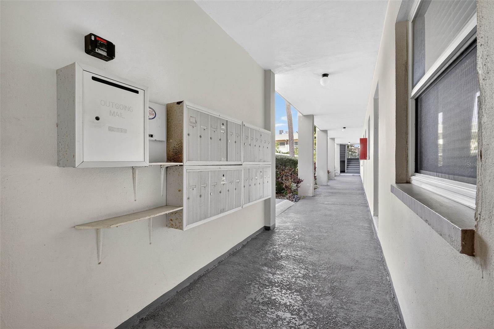 Image 37 of 37 For 1524 Lakeview Road 402