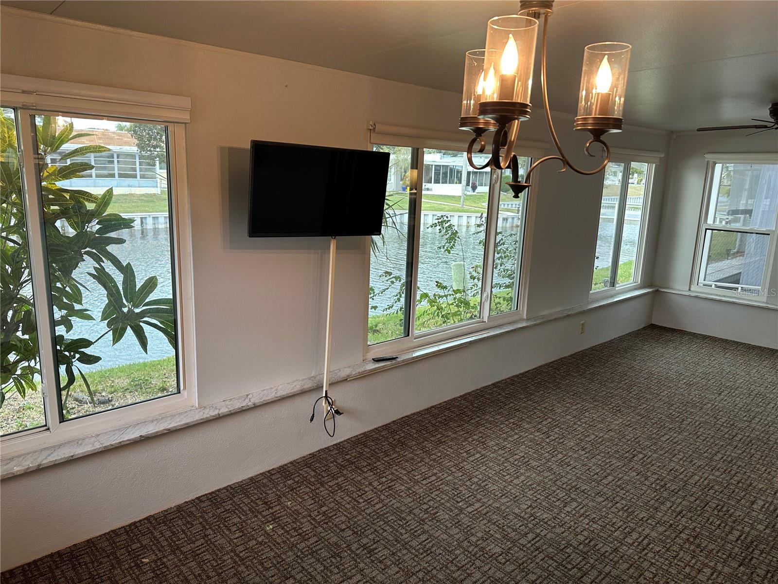 Image 3 of 14 For 200 Portree Drive