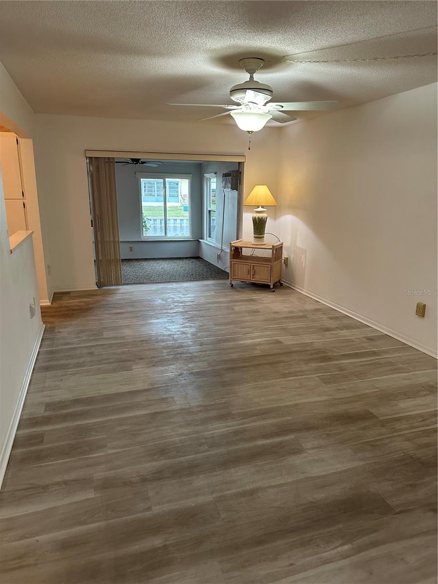 Image 6 of 14 For 200 Portree Drive