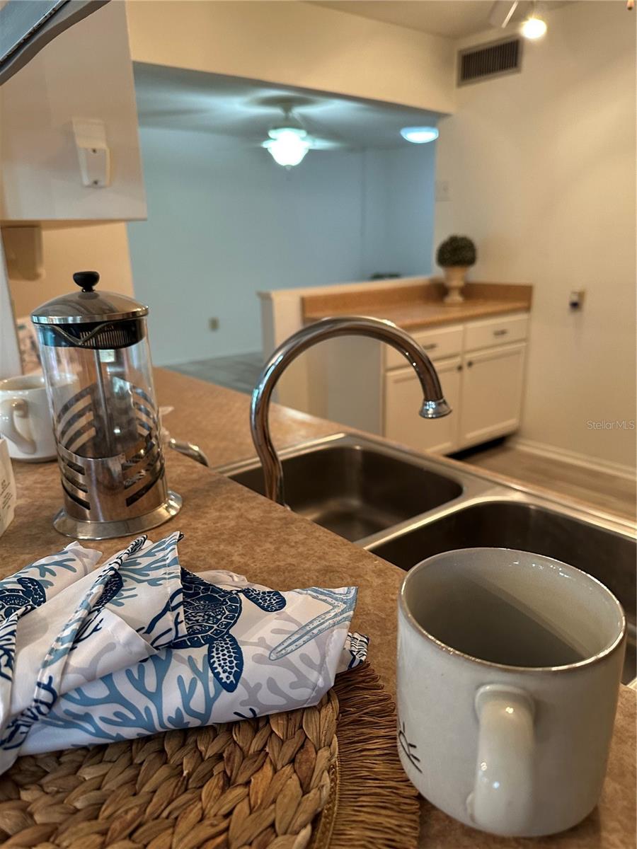 Image 7 of 14 For 200 Portree Drive