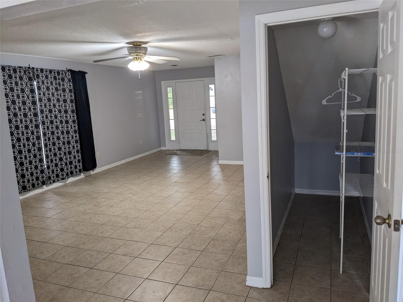 Image 5 of 8 For 22727 Saint Thomas Circle