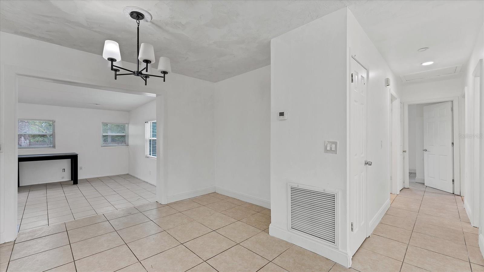 Image 25 of 37 For 8611 Chinaberry Drive