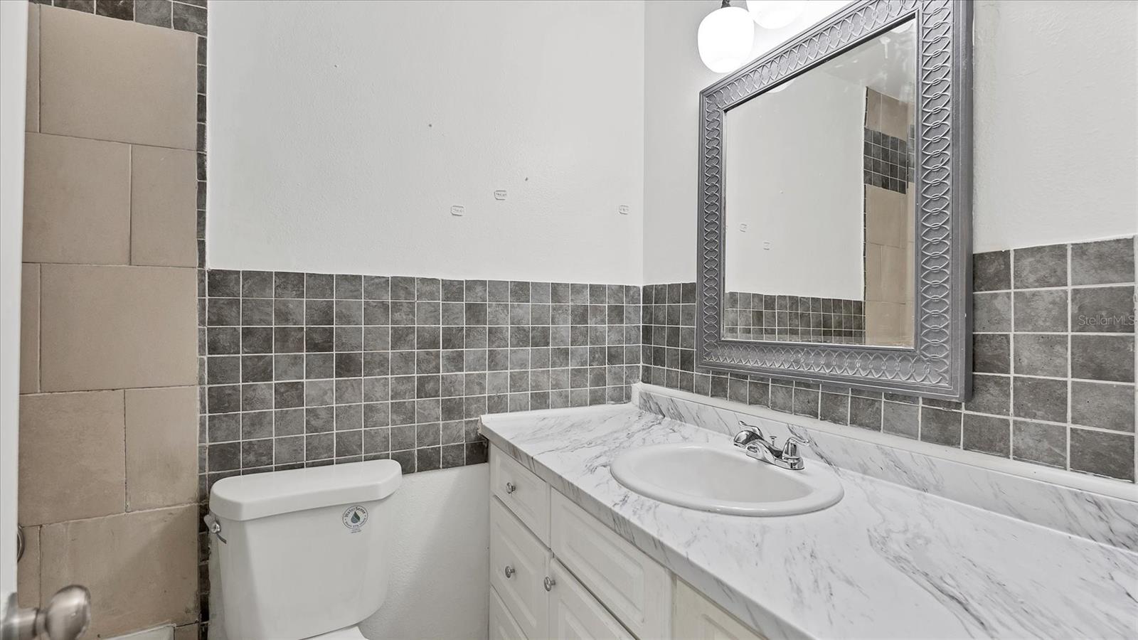 Image 28 of 37 For 8611 Chinaberry Drive