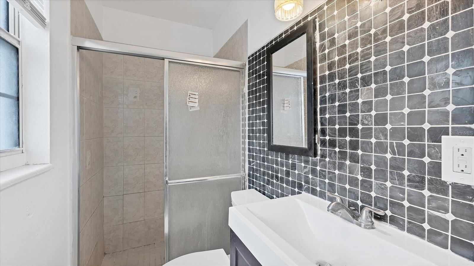 Image 29 of 37 For 8611 Chinaberry Drive