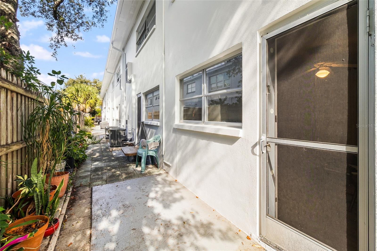 Image 20 of 23 For 1221 Drew Street B3