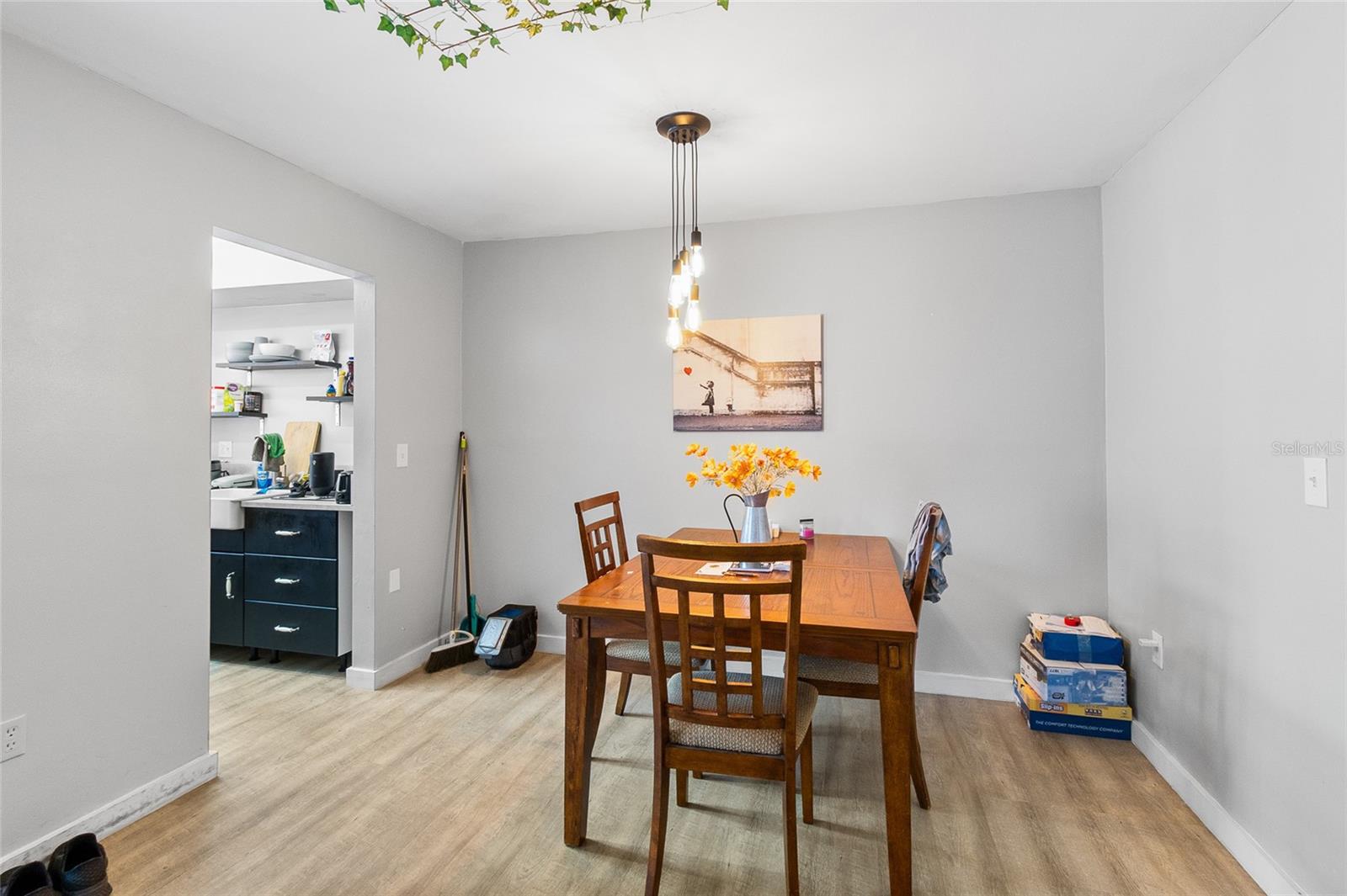 Image 9 of 23 For 1221 Drew Street B3