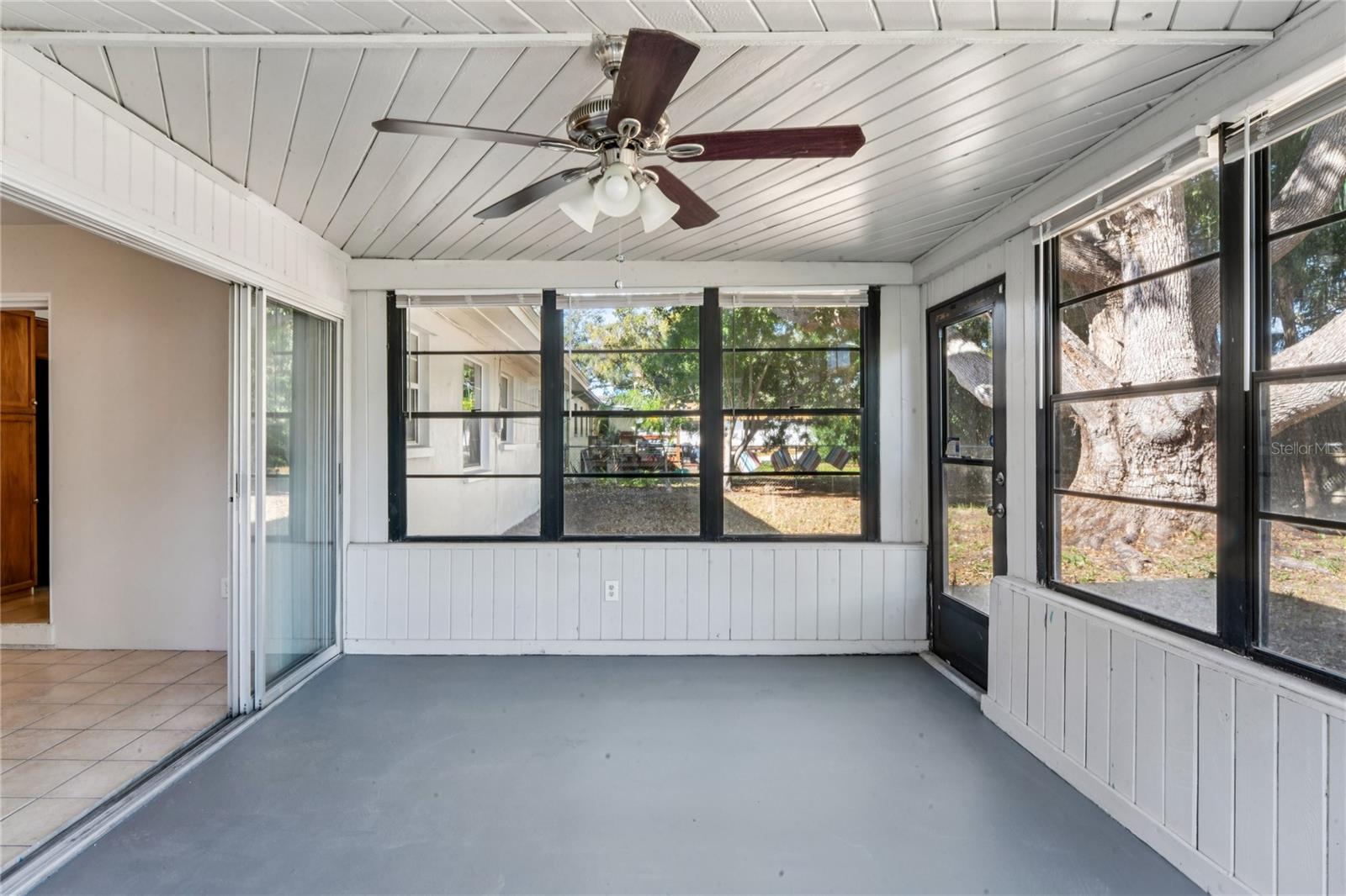 Image 20 of 26 For 1470 Overlea Street