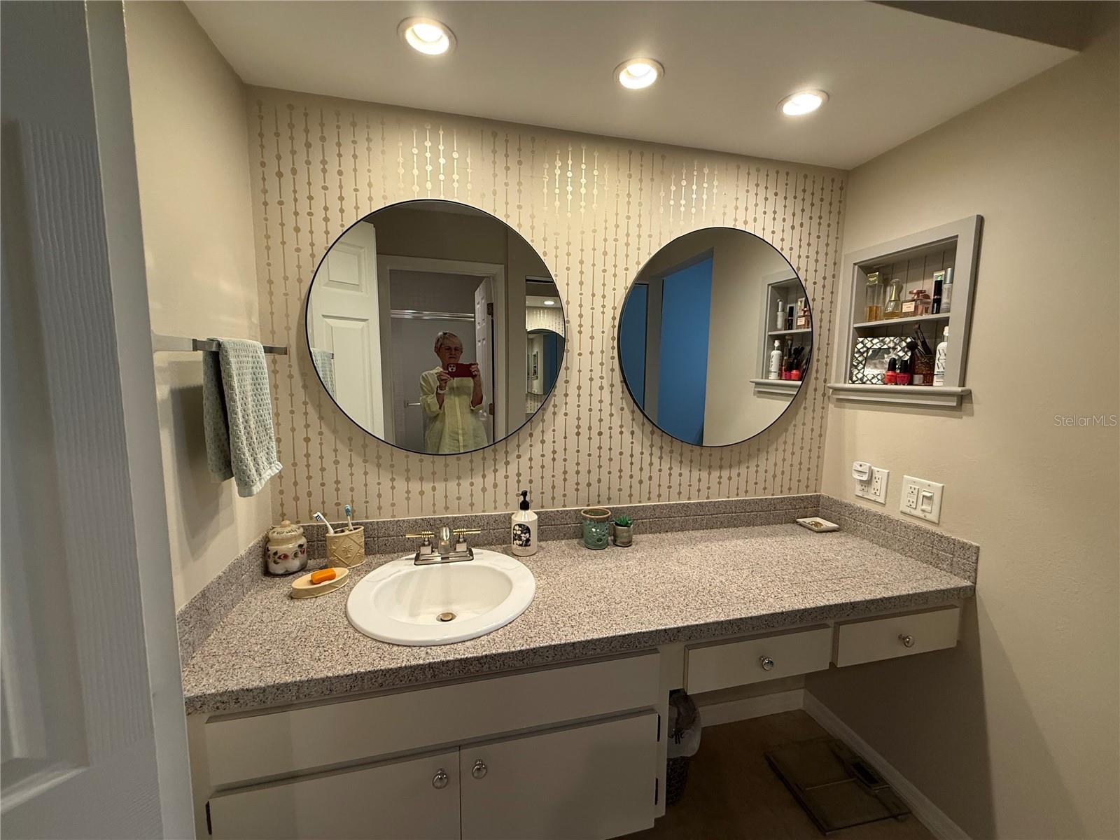 Image 21 of 33 For 1708 Lake Cypress Drive 1708