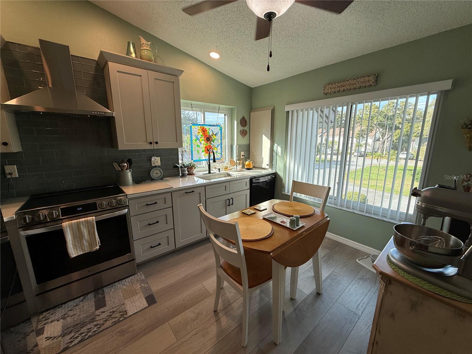 Image 9 of 33 For 1708 Lake Cypress Drive 1708