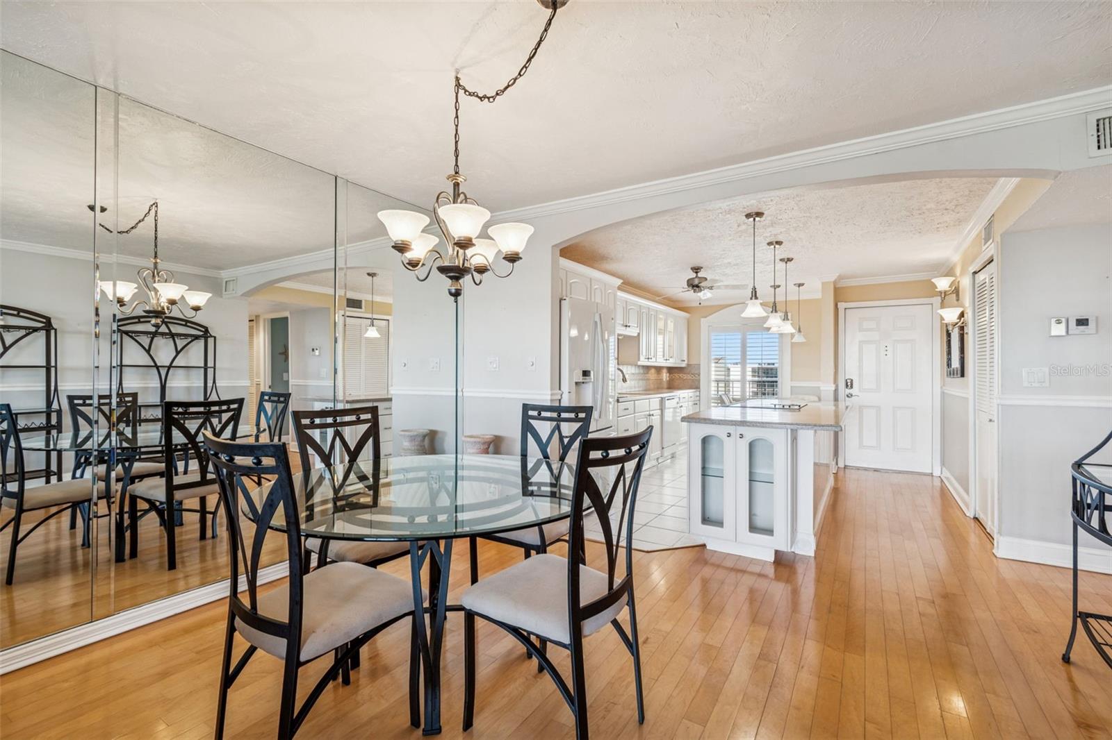 Image 18 of 72 For 3400 Cove Cay Drive 7h