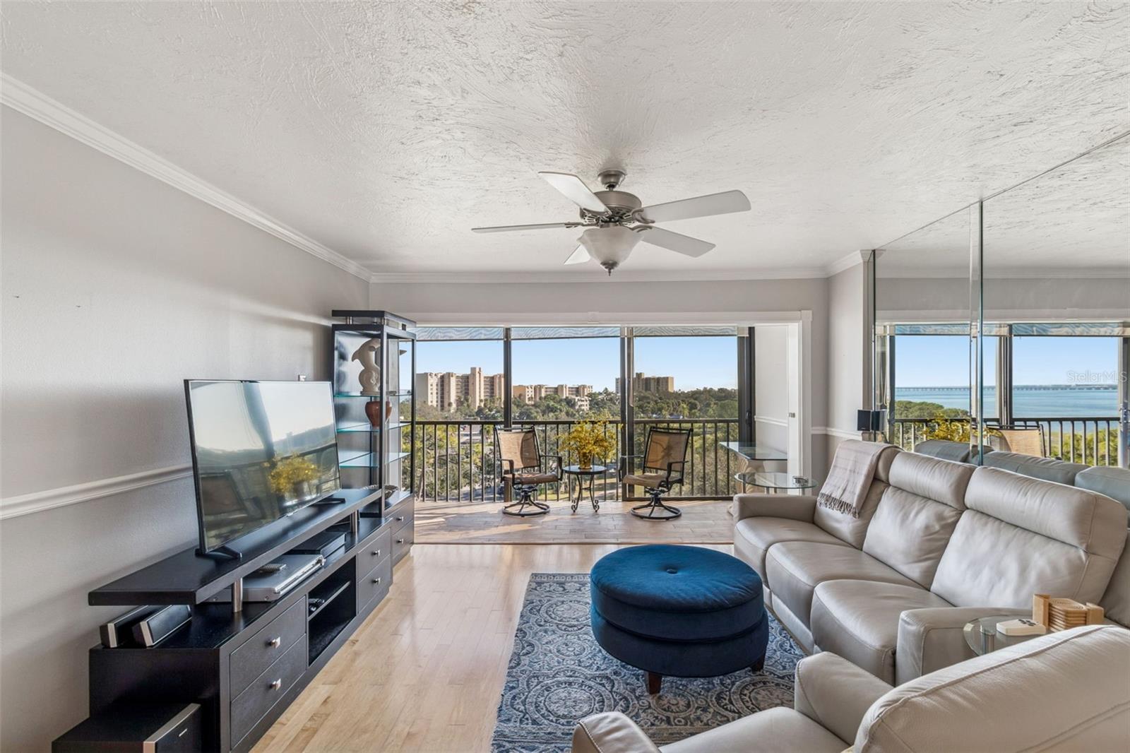 Image 20 of 72 For 3400 Cove Cay Drive 7h