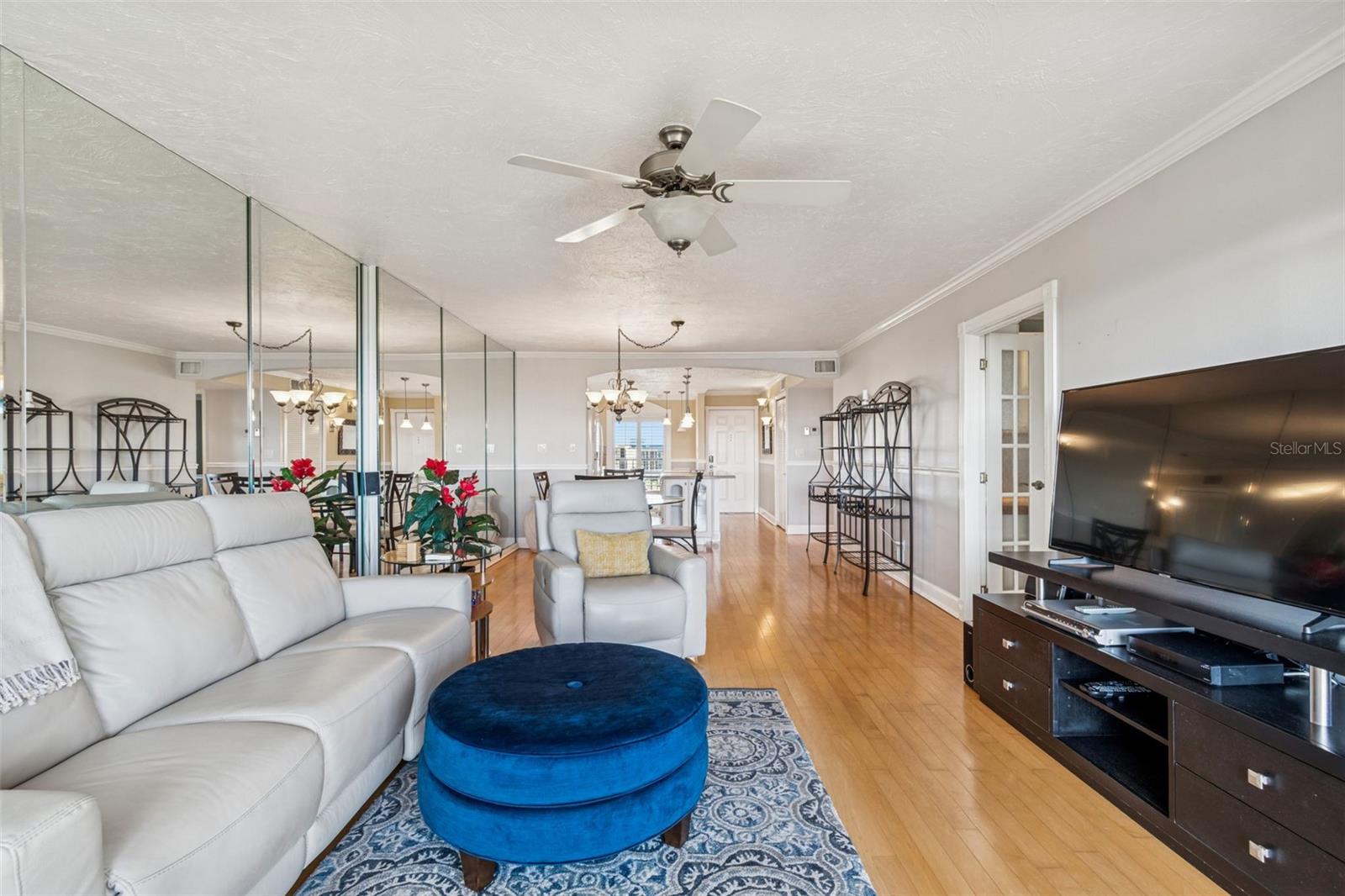 Image 22 of 72 For 3400 Cove Cay Drive 7h