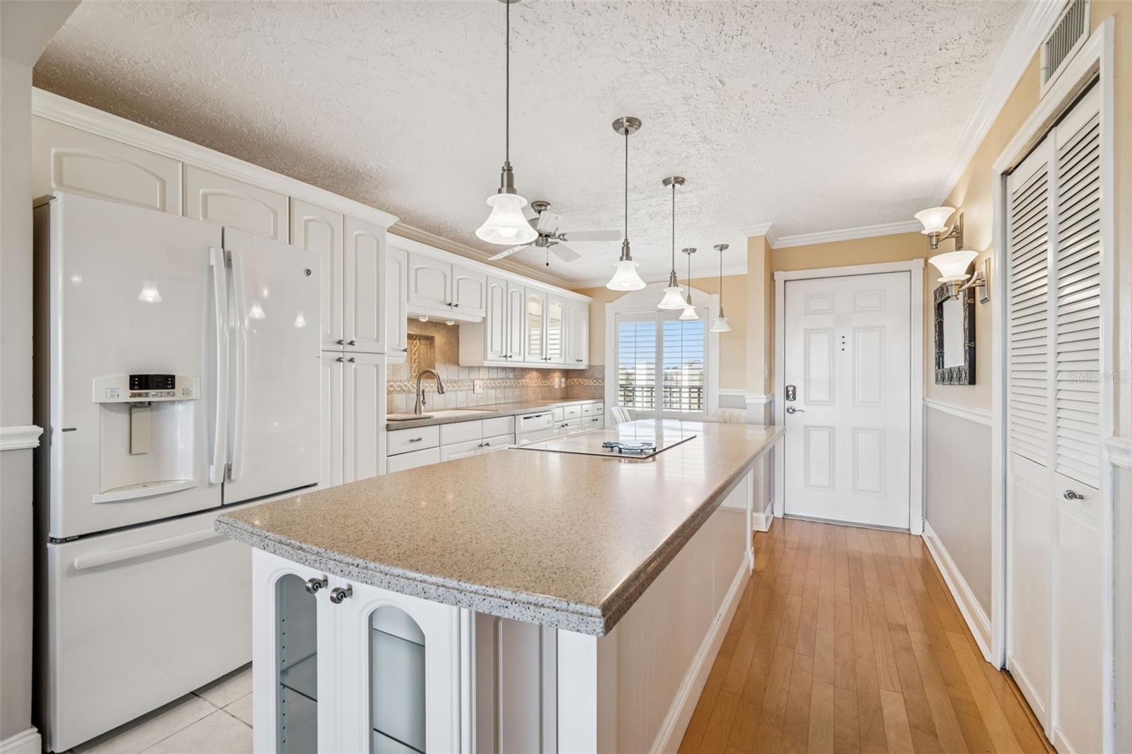 Image 6 of 72 For 3400 Cove Cay Drive 7h