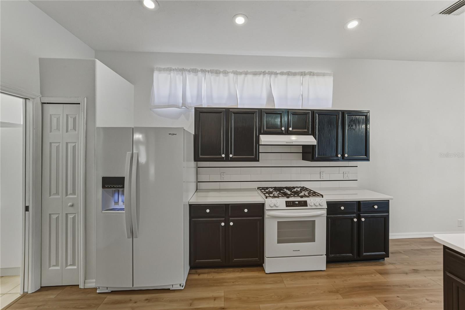 Image 19 of 64 For 4346 Breckenridge Way 5