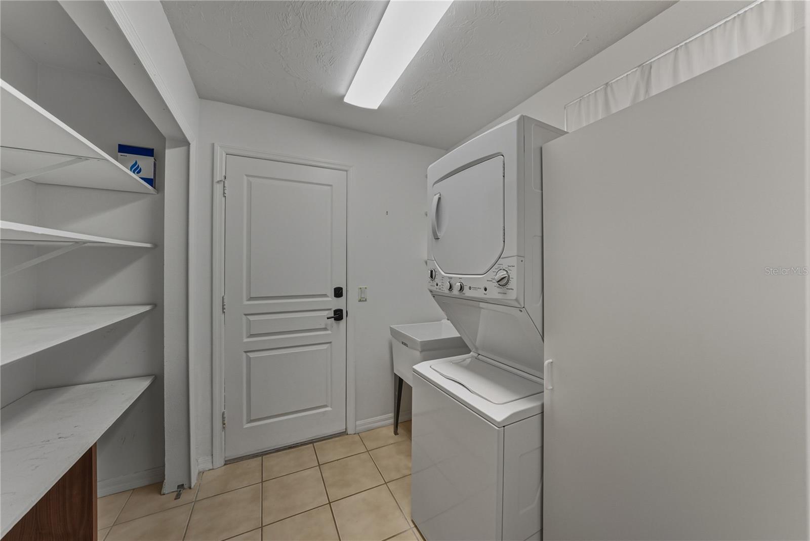 Image 22 of 64 For 4346 Breckenridge Way 5