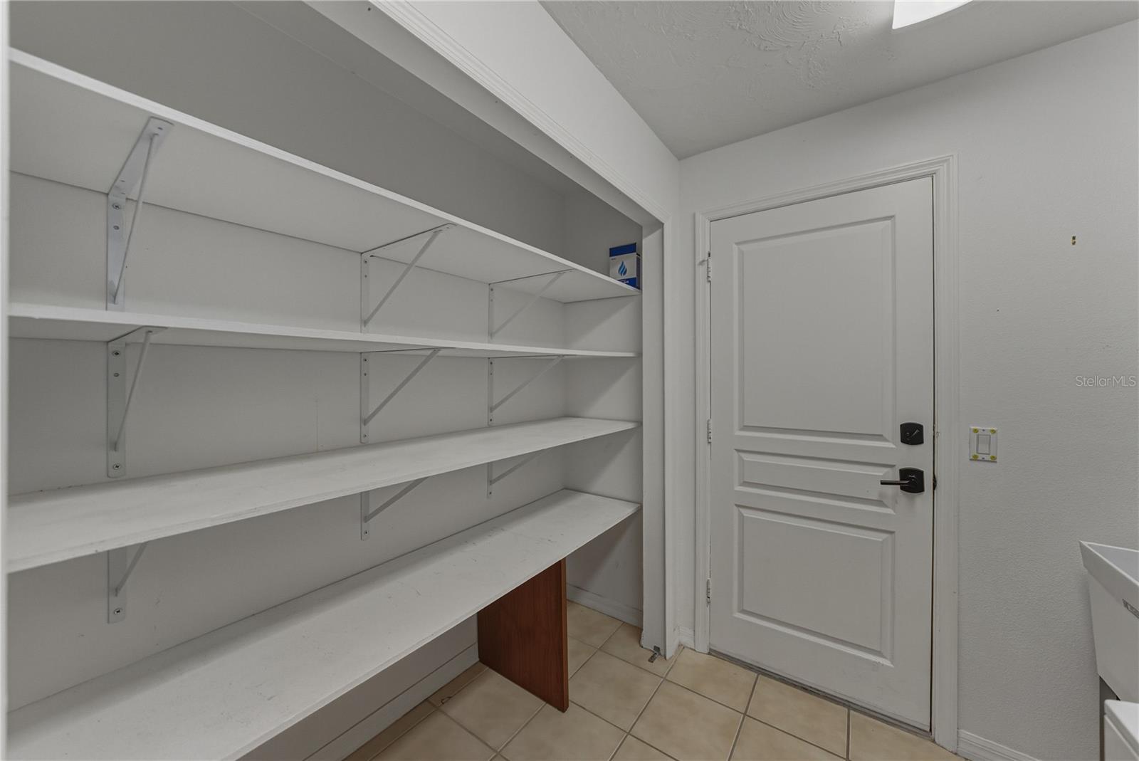 Image 23 of 64 For 4346 Breckenridge Way 5