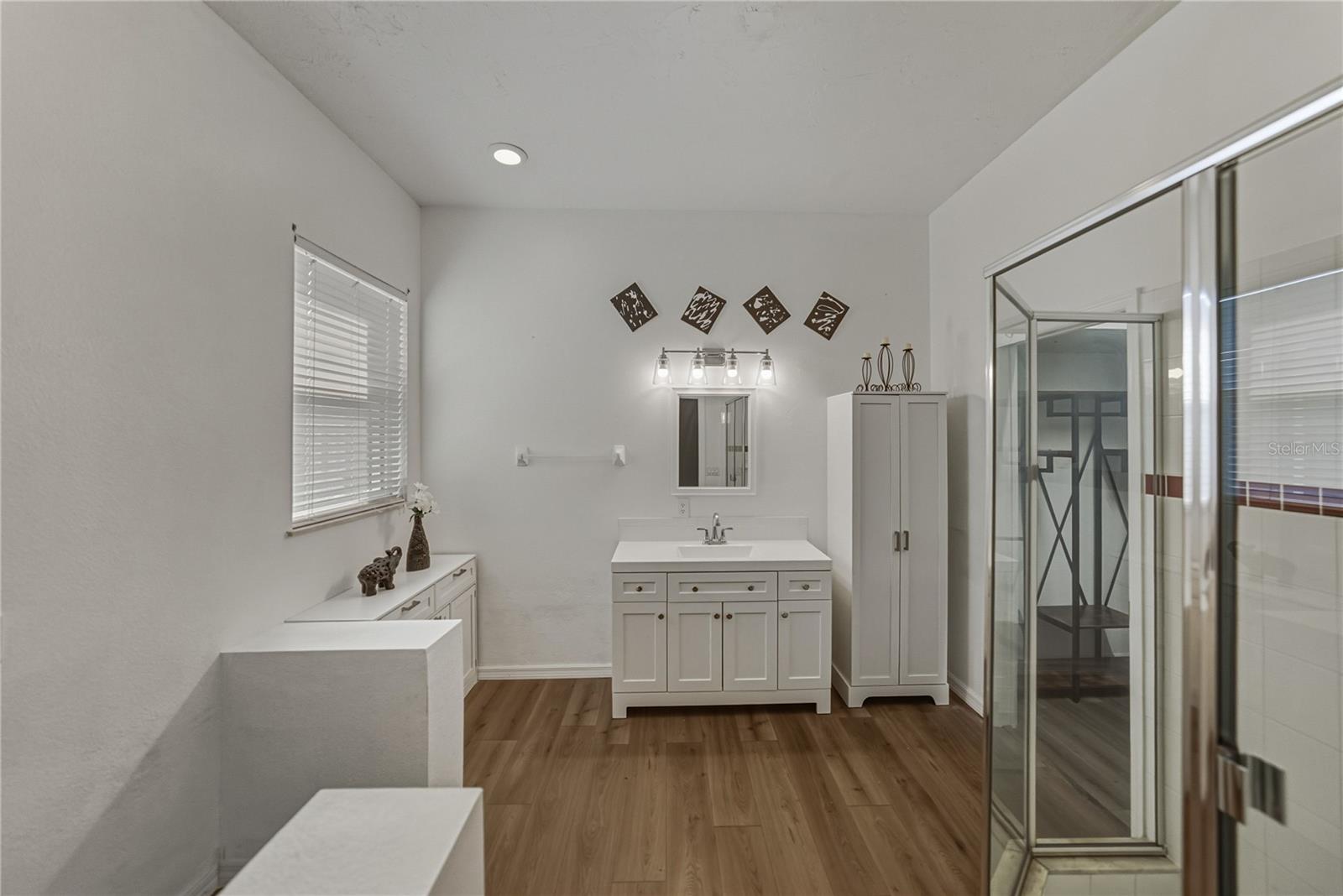 Image 28 of 64 For 4346 Breckenridge Way 5