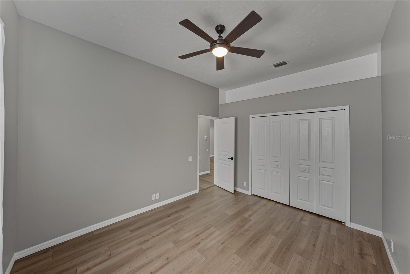 Image 35 of 64 For 4346 Breckenridge Way 5