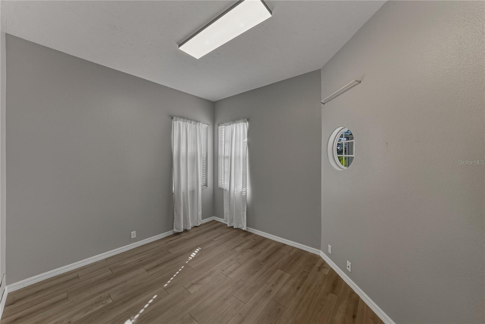 Image 39 of 64 For 4346 Breckenridge Way 5