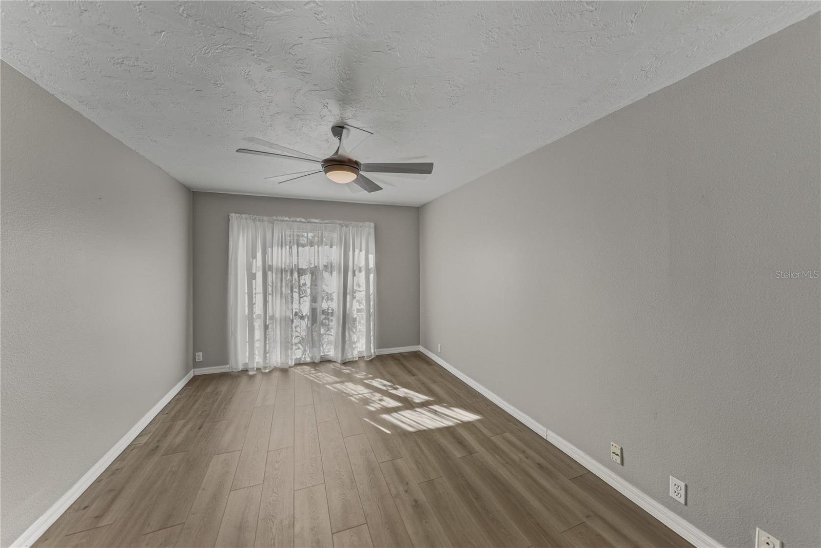 Image 42 of 64 For 4346 Breckenridge Way 5