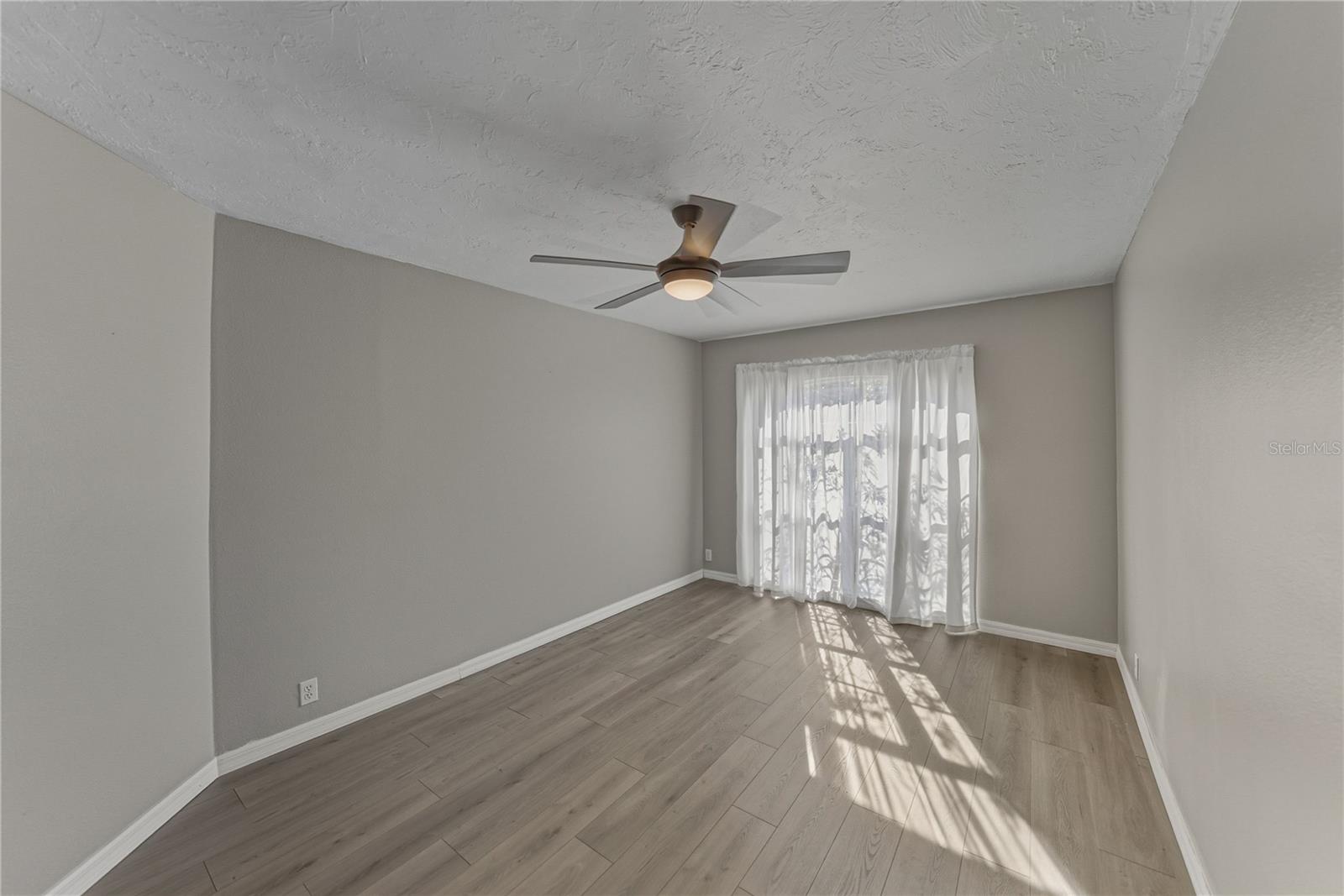 Image 43 of 64 For 4346 Breckenridge Way 5