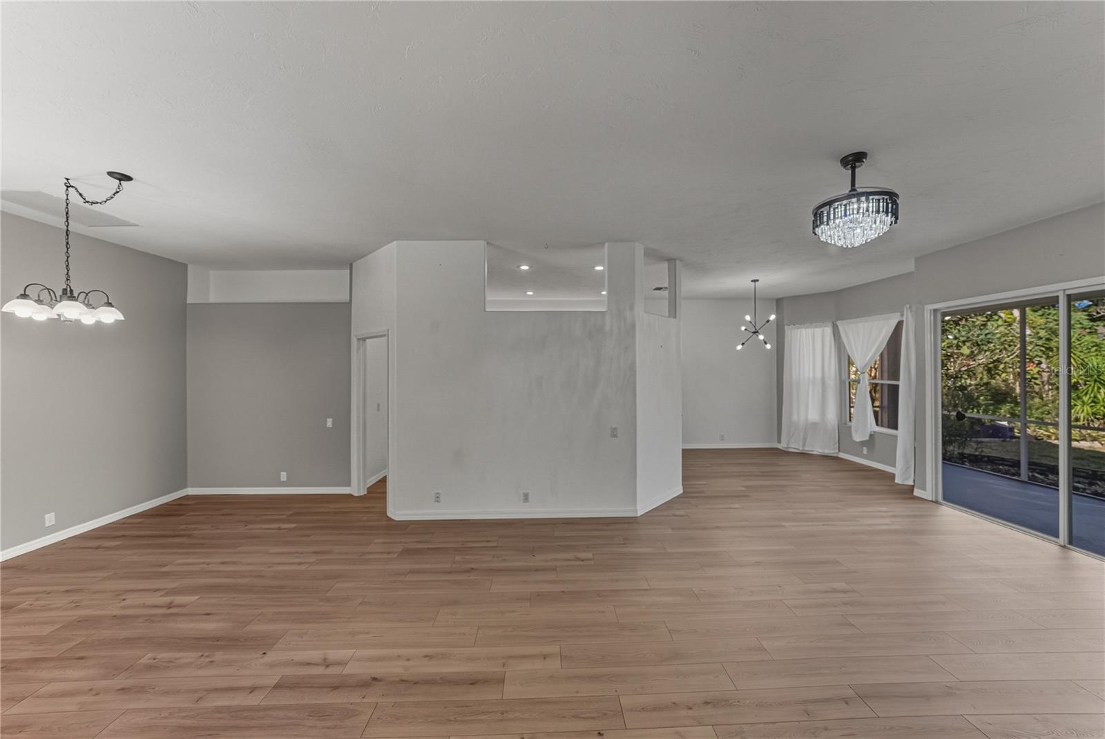 Image 7 of 64 For 4346 Breckenridge Way 5