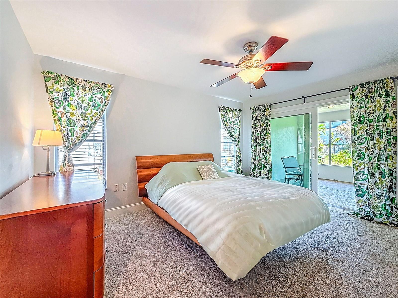 Image 26 of 50 For 1961 Canadiana Court