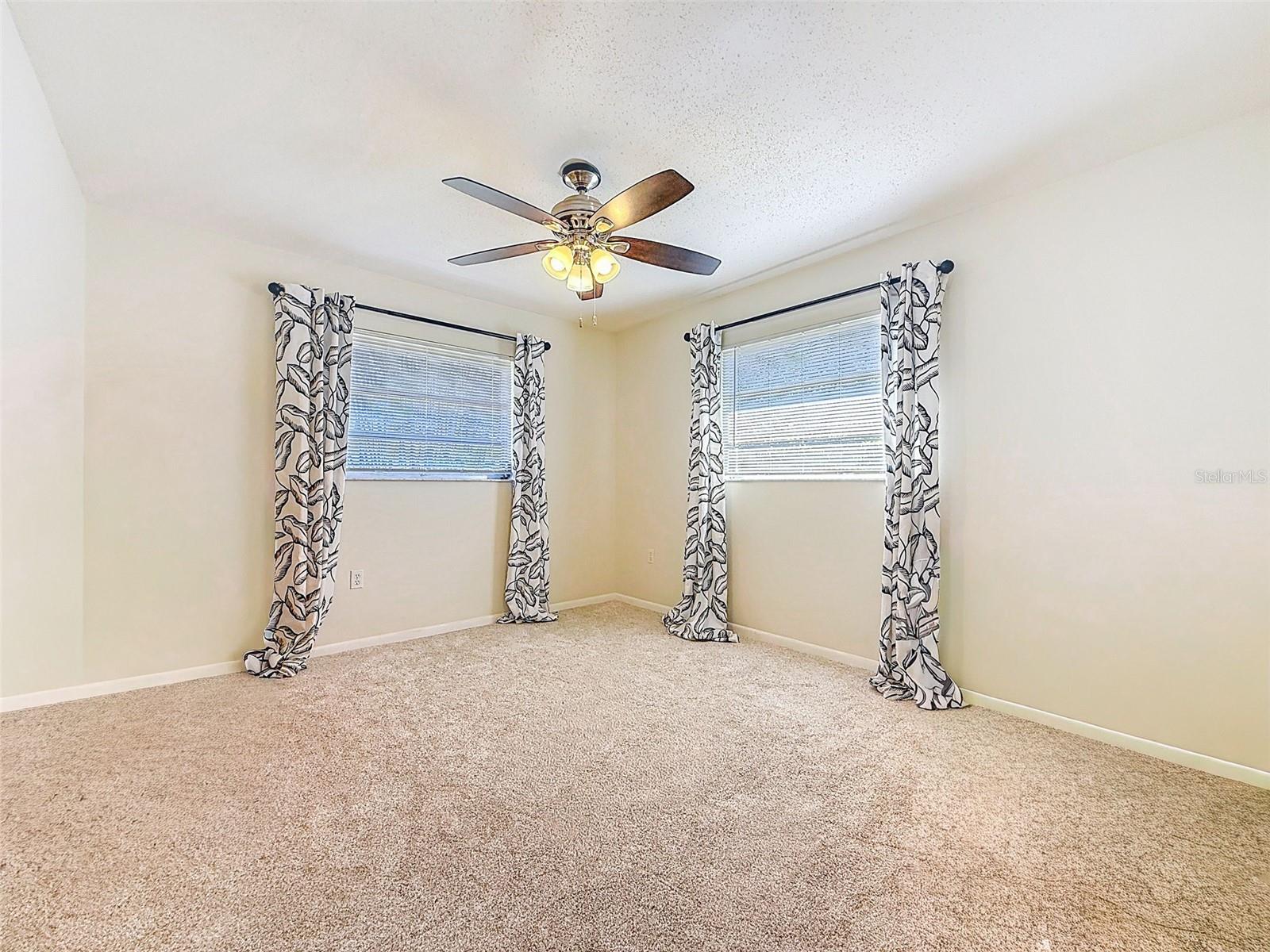 Image 33 of 50 For 1961 Canadiana Court