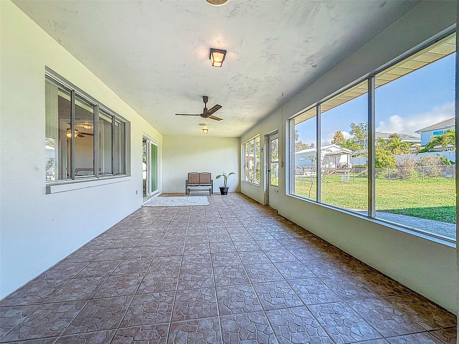 Image 39 of 50 For 1961 Canadiana Court