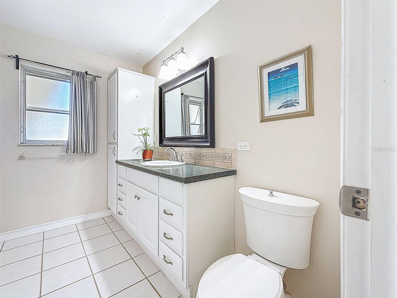 Image 40 of 50 For 1961 Canadiana Court