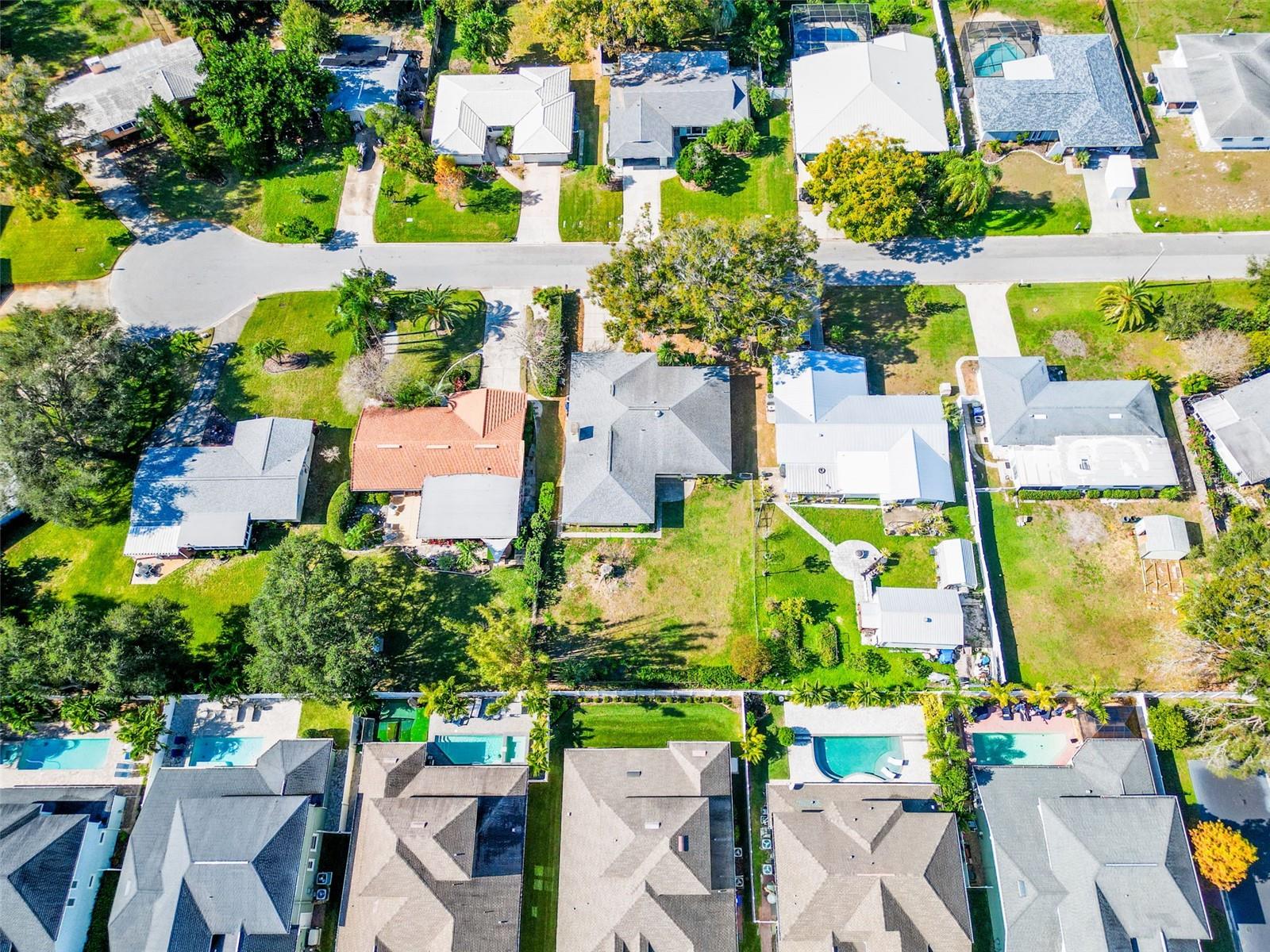 Image 47 of 50 For 1961 Canadiana Court