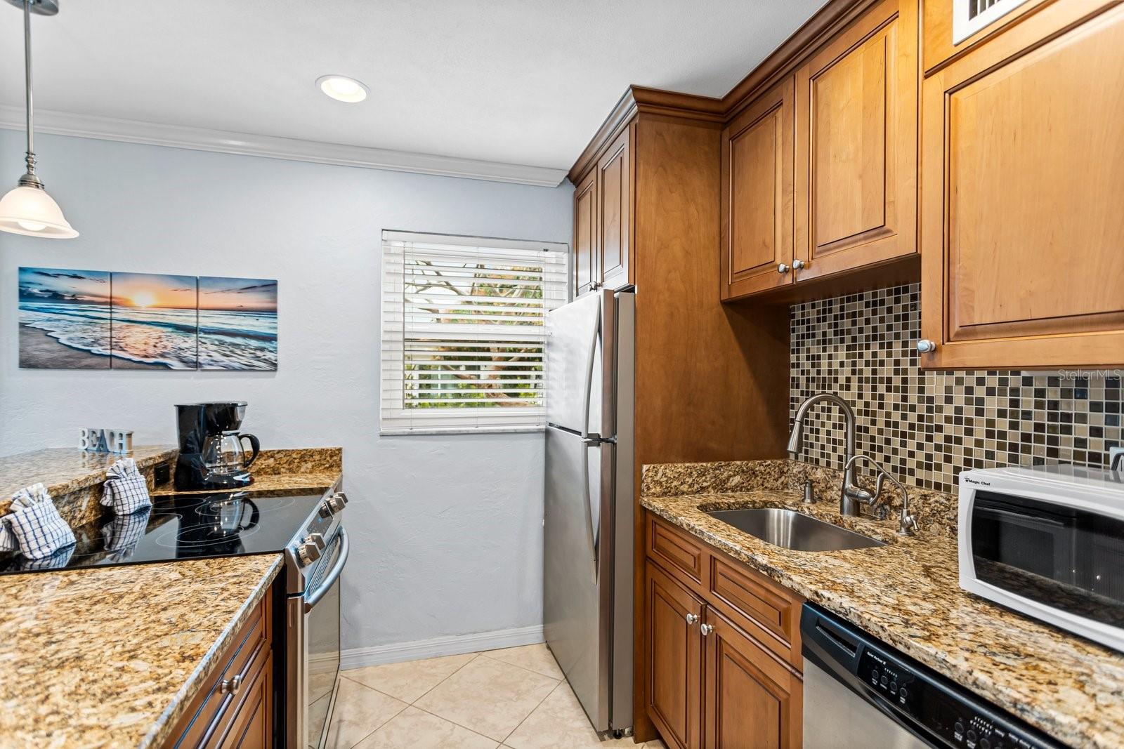 Image 23 of 43 For 535 68th Avenue 1