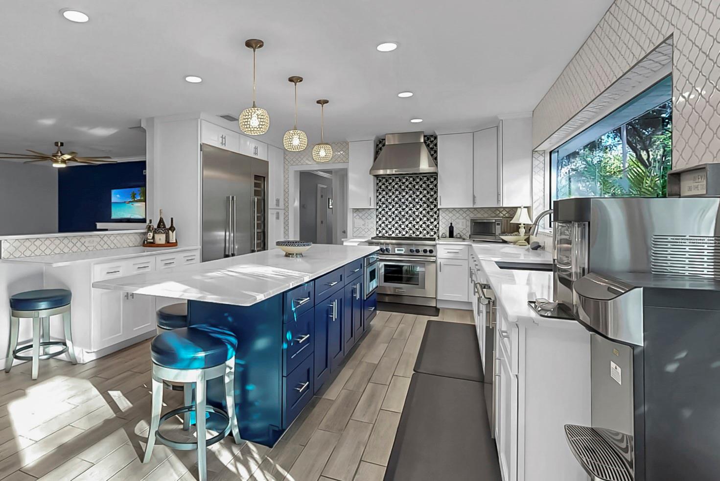 Image 18 of 96 For 11562 Monette Road