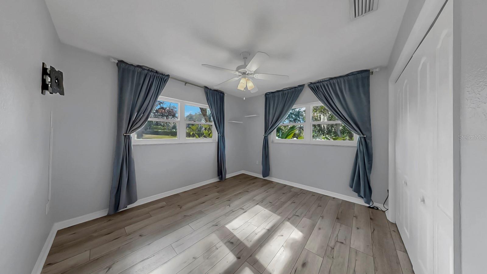 Image 43 of 96 For 11562 Monette Road