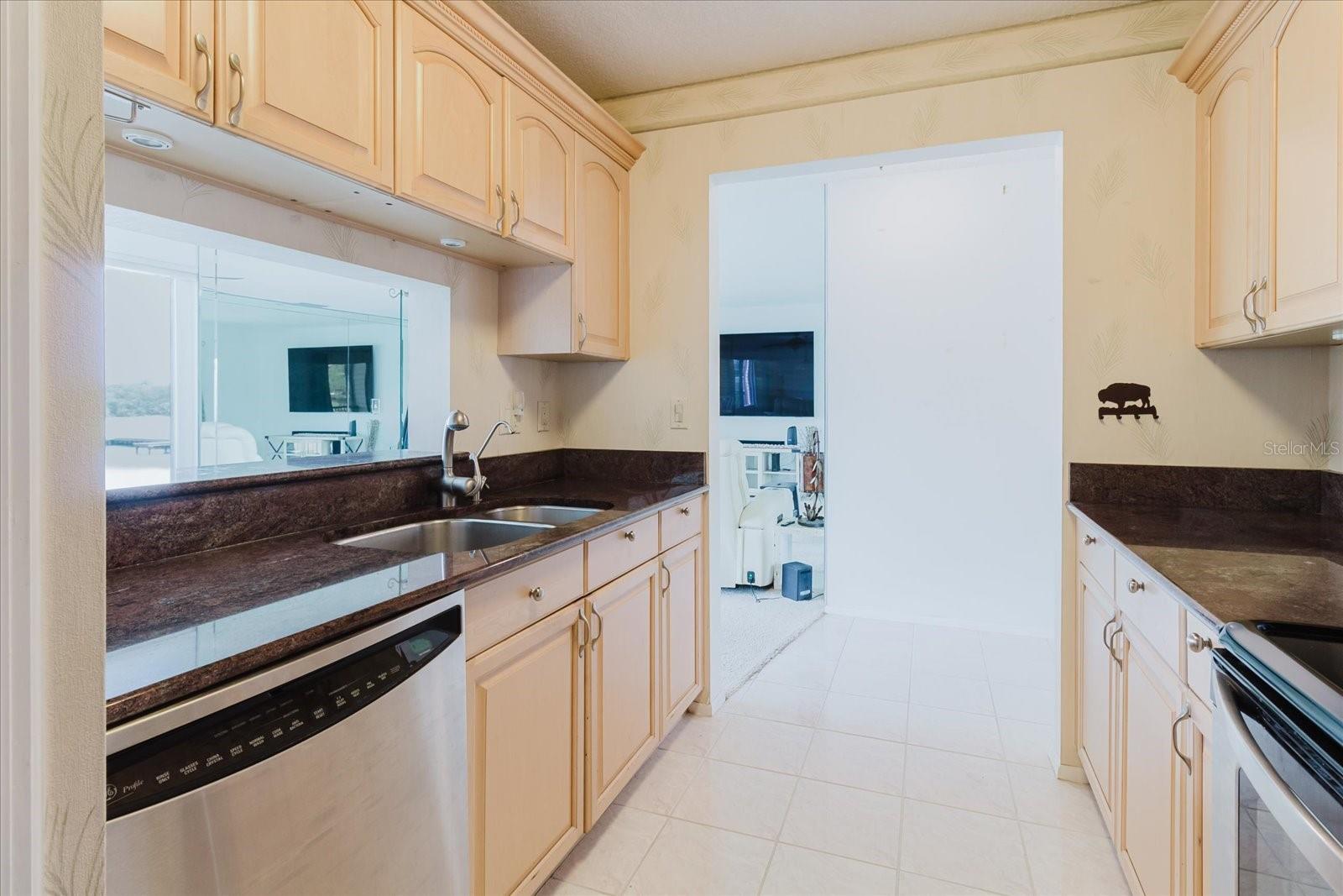 Image 26 of 87 For 428 Moorings Cove Drive 7f