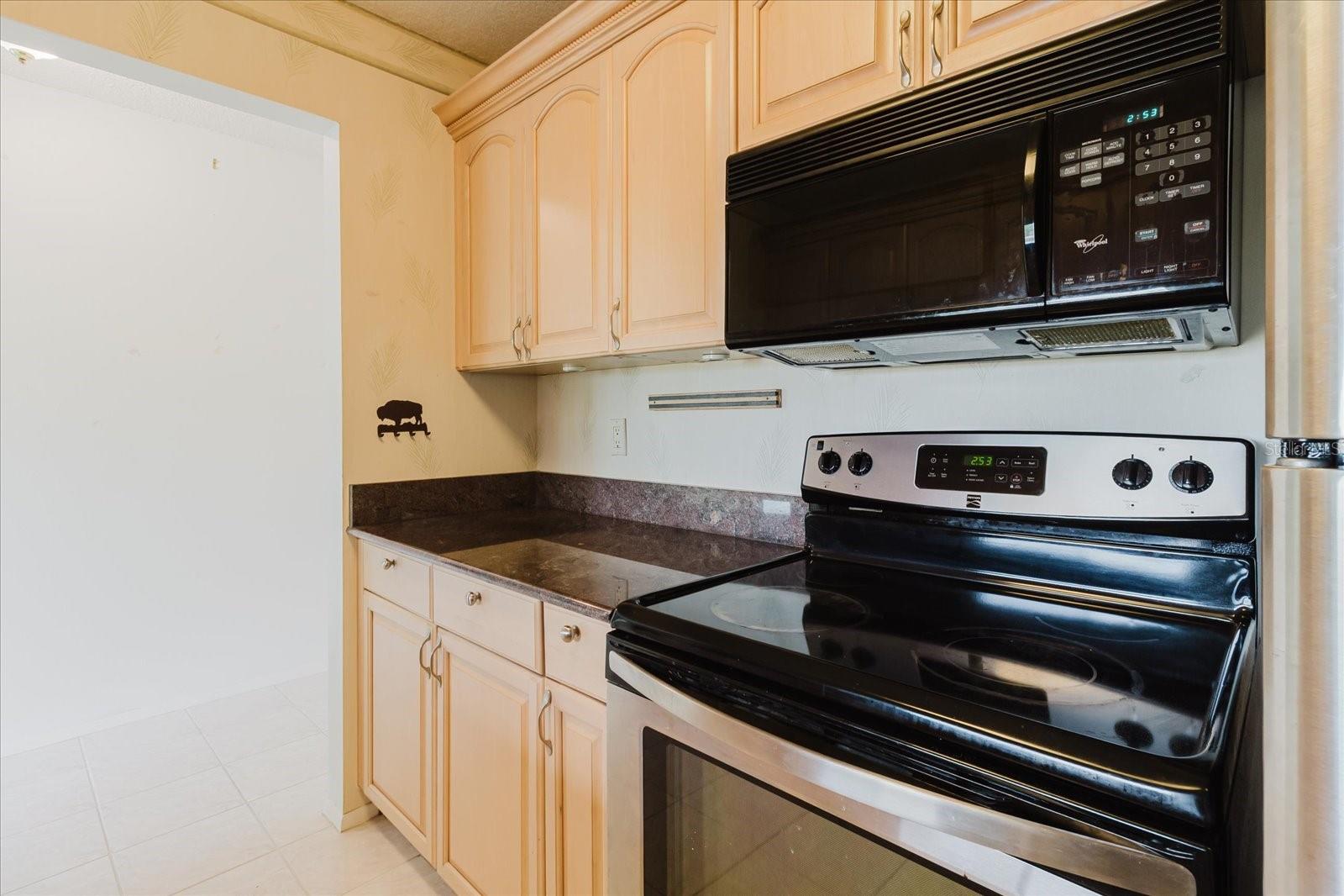 Image 27 of 87 For 428 Moorings Cove Drive 7f