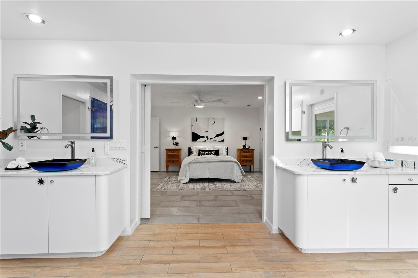 Image 17 of 76 For 12915 Golf Crest Terrace