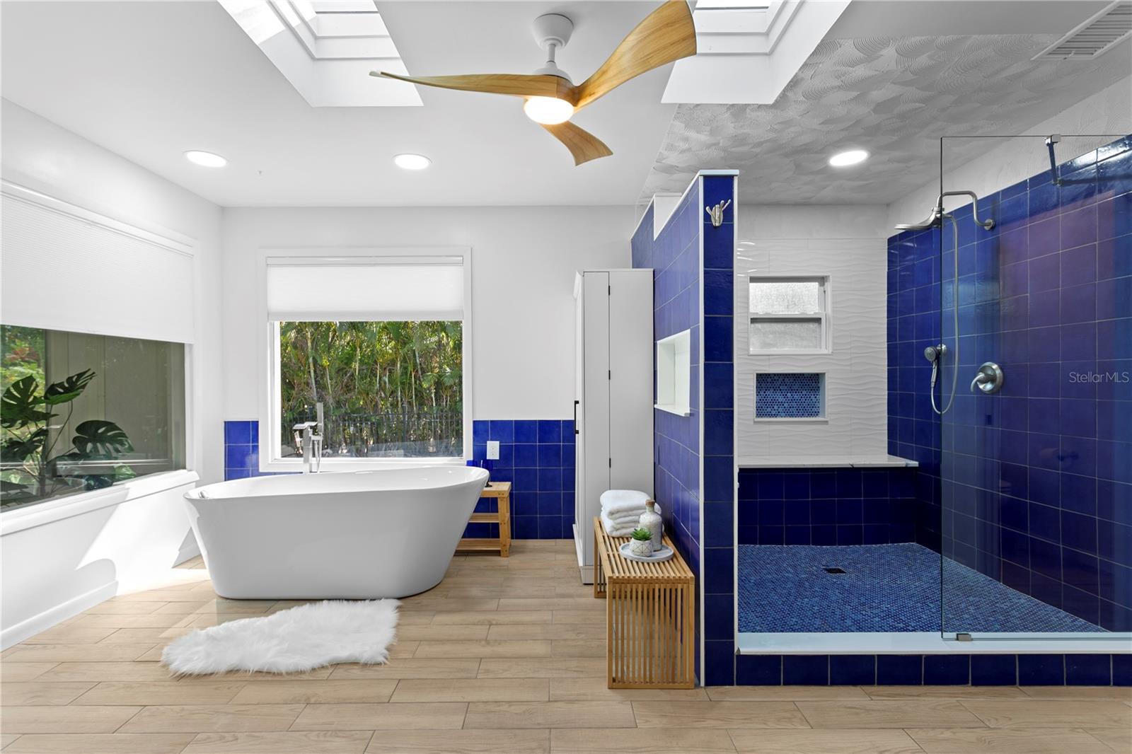 Image 18 of 76 For 12915 Golf Crest Terrace