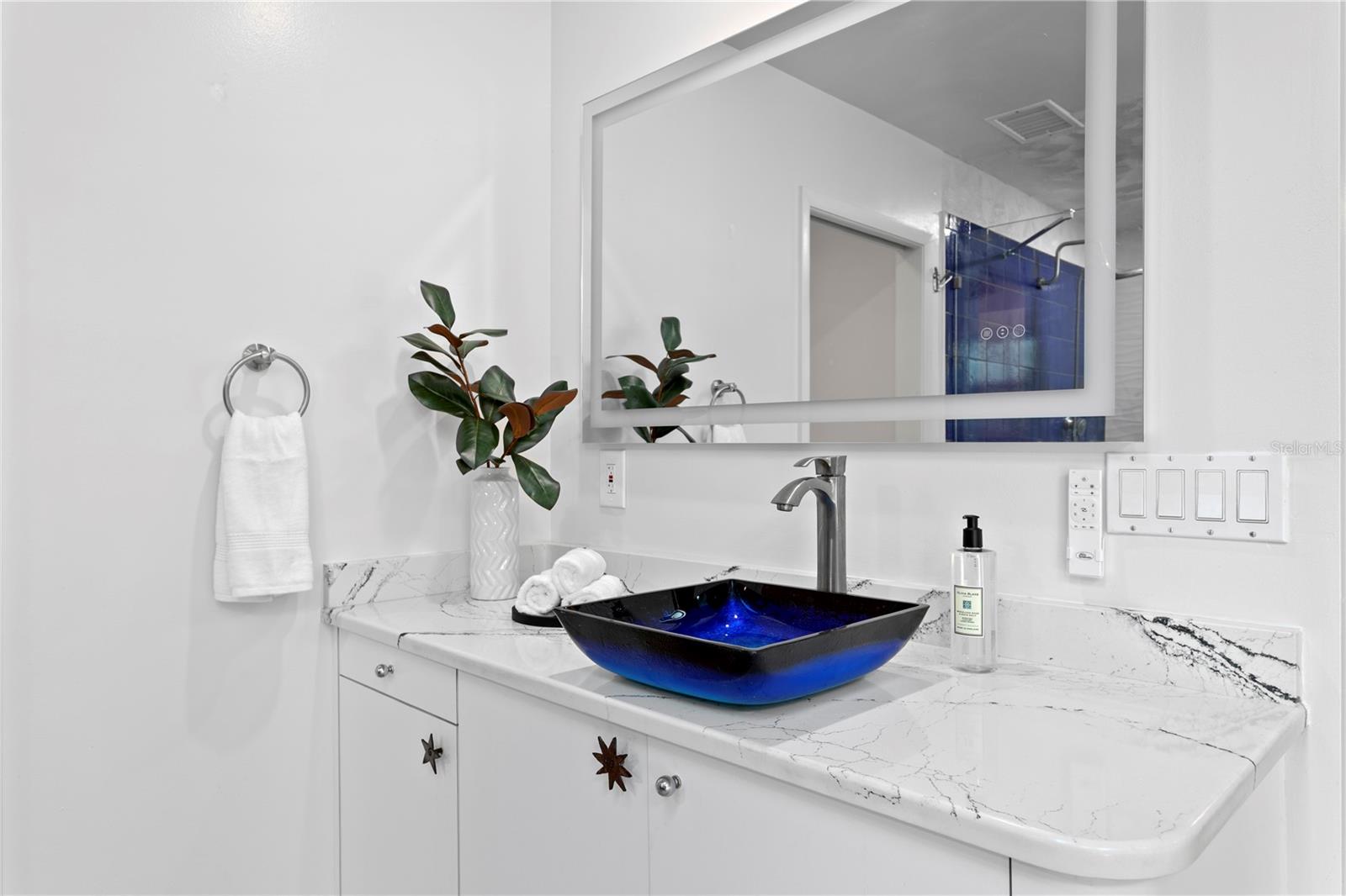 Image 21 of 76 For 12915 Golf Crest Terrace