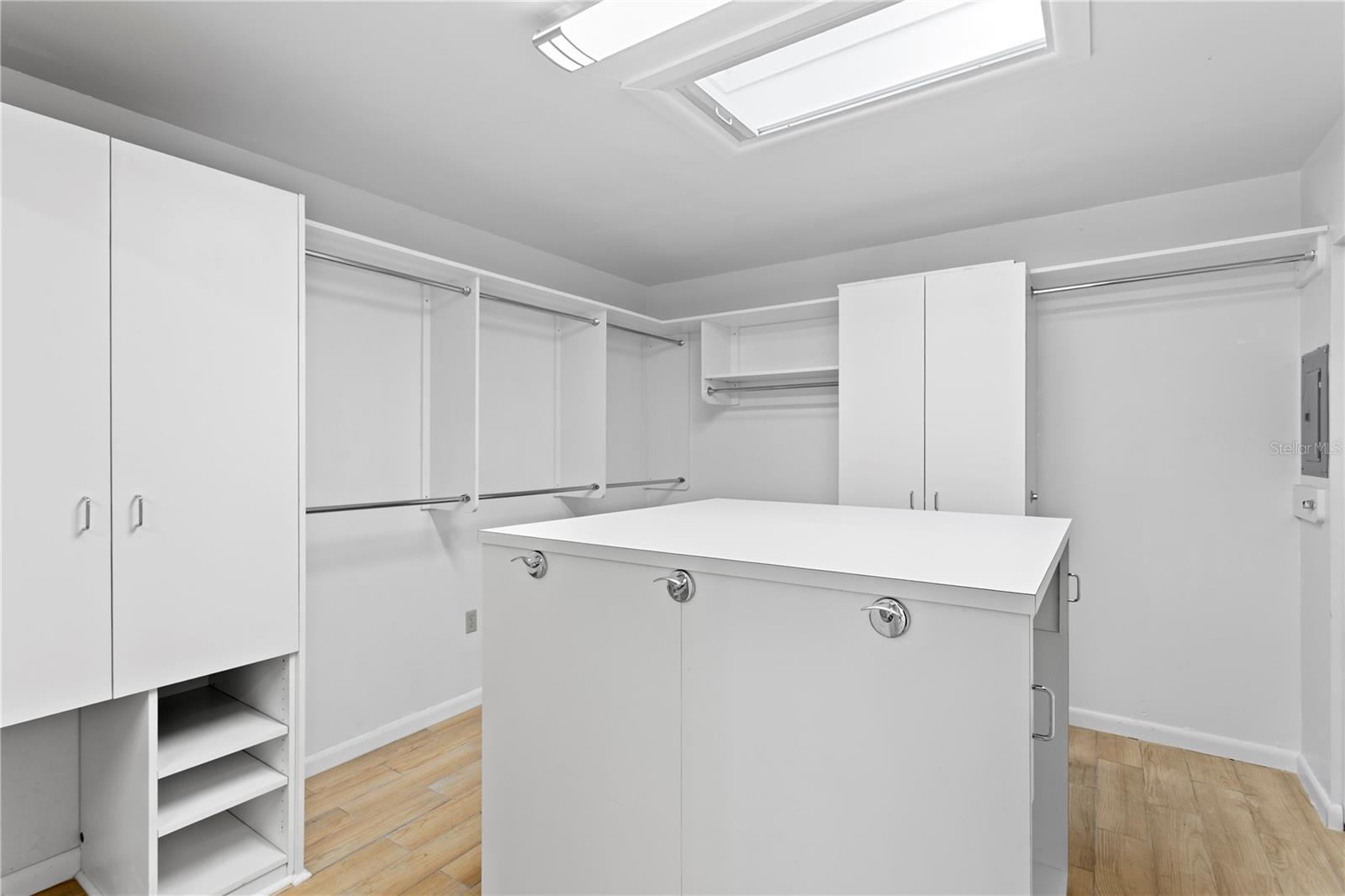 Image 25 of 76 For 12915 Golf Crest Terrace